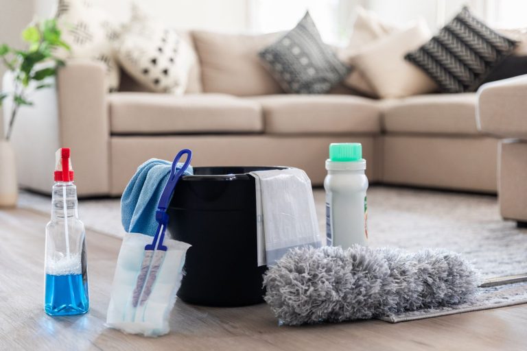 How to Deep Clean a Couch Without a Carpet Cleaner: Ultimate Guide